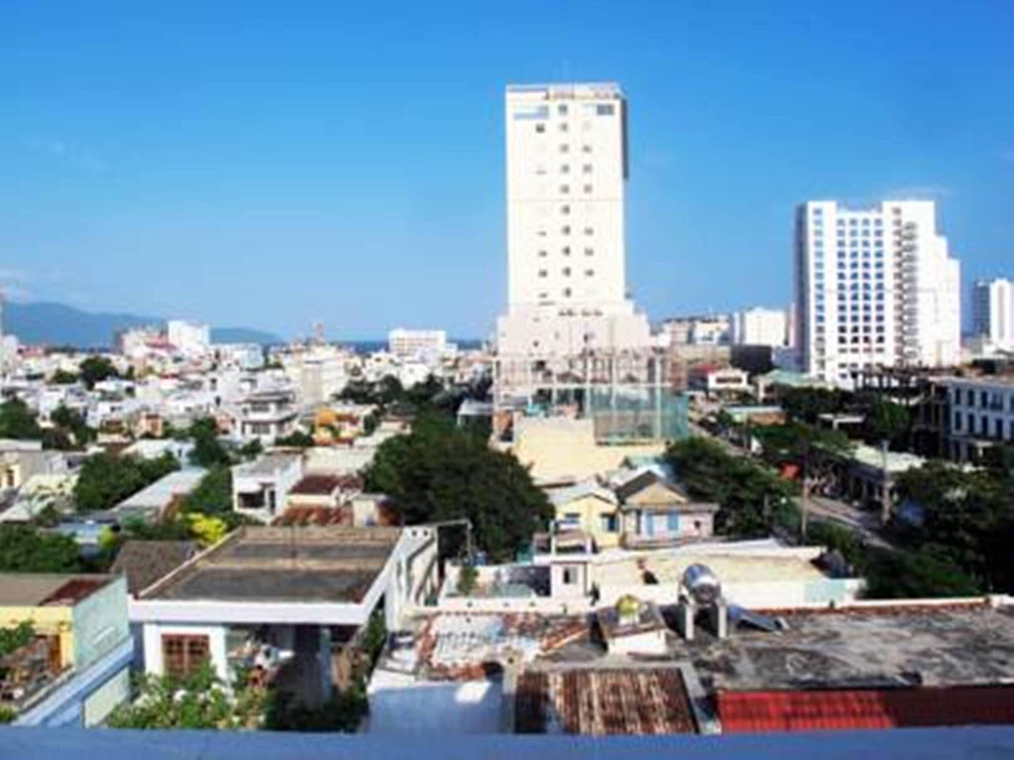 Bezel Hotel Danang Exterior photo